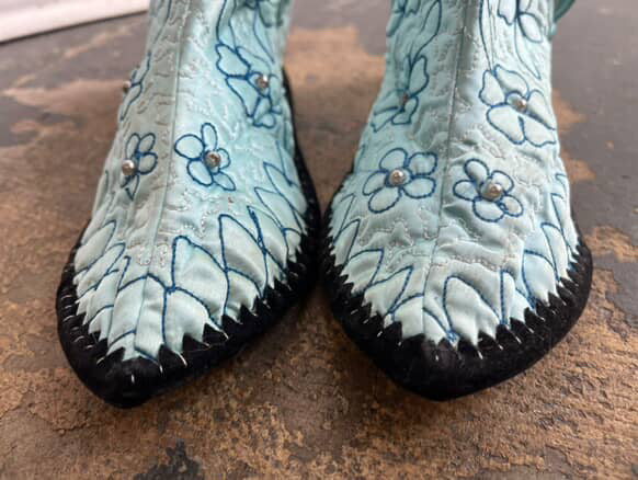 Pastel Blue GEISHA Satin Slippers - 1960s - Made in Japan - Pearls - M 6-7.5