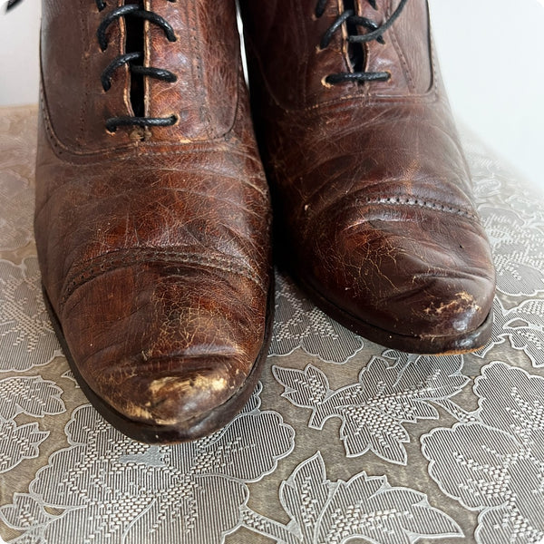 Antique Leather Victorian Boots | Brown Pointy Lace Up Boots | Size 7 - 7.5