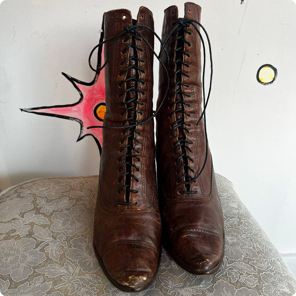 Antique Leather Victorian Boots | Brown Pointy Lace Up Boots | Size 7 - 7.5