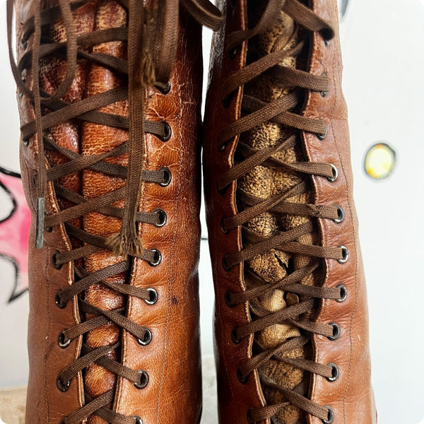 Antique Leather Victorian Boots | Brown Pointy Lace Up Boots | Size 5