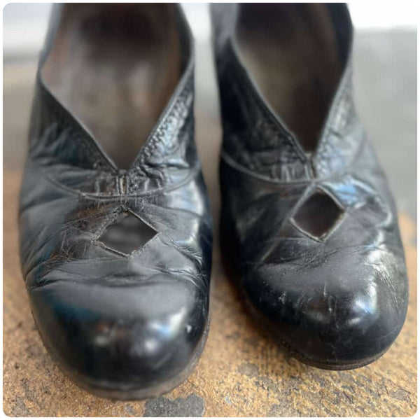 Antique Victorian Early 1900s Black Patent Leather Dancing Shoes – Witchy - 8