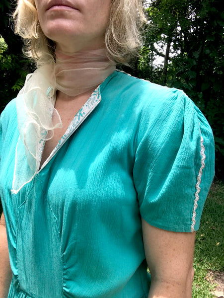 Vintage 1940s | Patio Dress Prairie Square Dancing Gold Trim Pinup Swing | S M