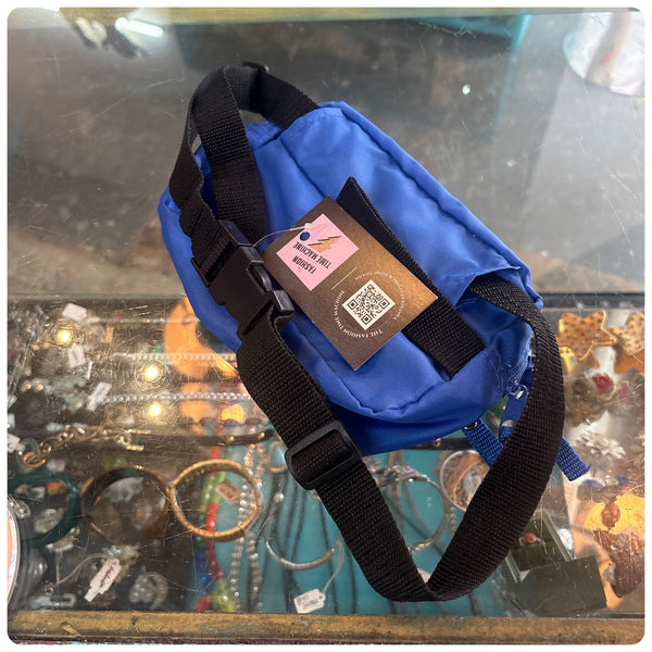 Vintage 80s 90s Energizer Bunny Blue 3-Zipper Fanny Pack Retro Festival