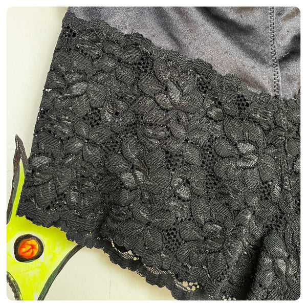 Vintage 1950s Black Lacey Hot Pants | Sexy Novelty Pin-Up Knickers – Size M