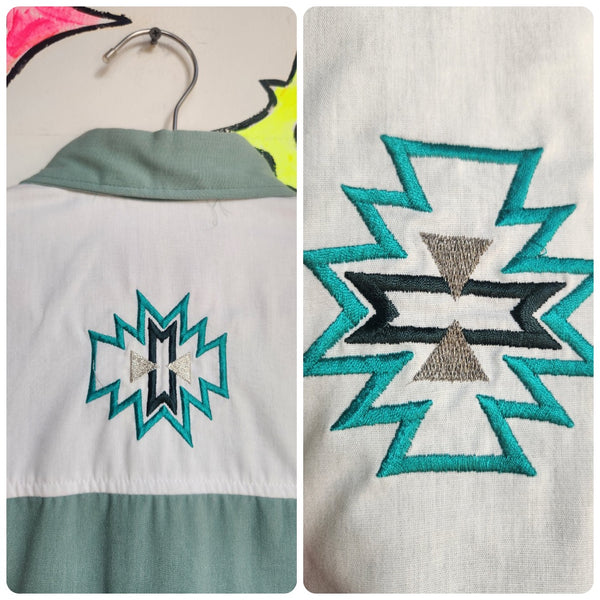Vintage | Green Mens Western Embroidered Shirt | Size M