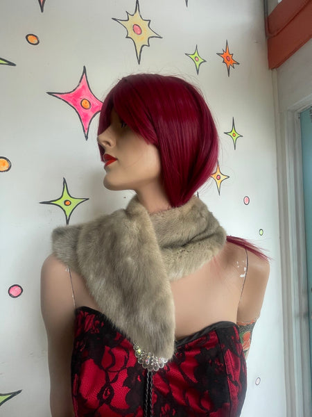 True Vintage Glam Silverblue Mink Fur Stole Old Hollywood Mob Wife Shrug Scarf