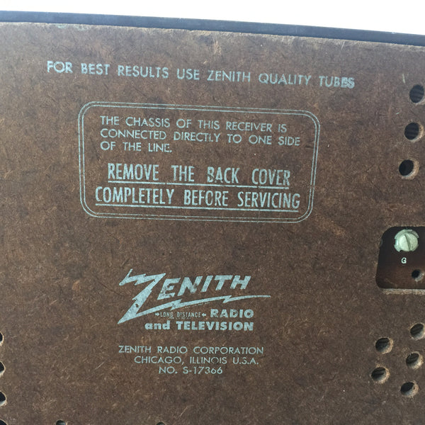 Vintage 1950's | Zenith Bakelite AM/FM Radio T723