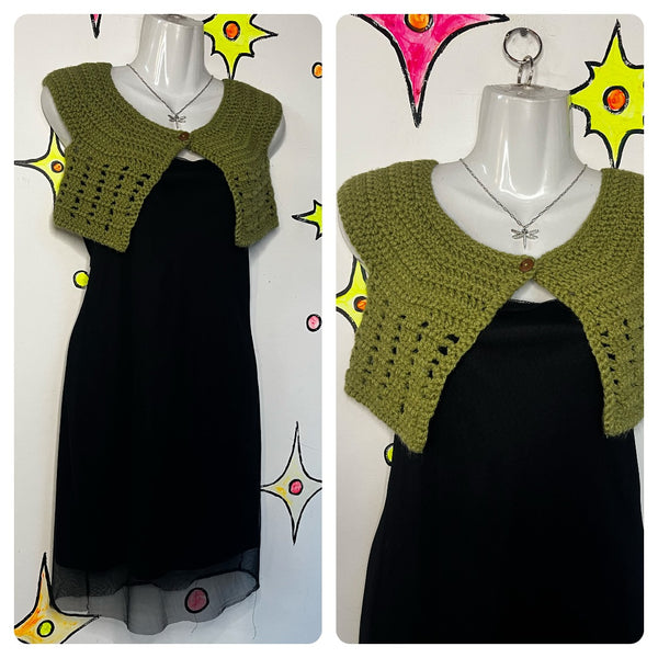 Vintage 90s Y2K | Green Crochet Fairy Grunge Bolero Vest | S