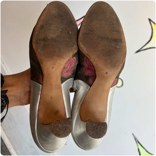 Antique 1920s Art Deco Floral Brocade Silver Lamé & Leather Mary Jane Heels – 6