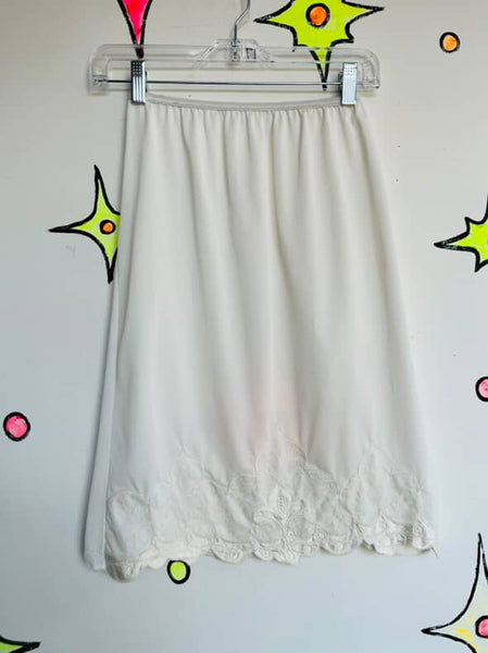 Vintage White Lacey Babydoll Fairy Grunge Half Slip Skirt - Size Small