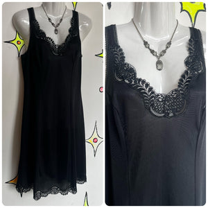 Vintage 1950s 60s | Black Lace Fairy Goth Grunge Lingerie Slip Dress | Small