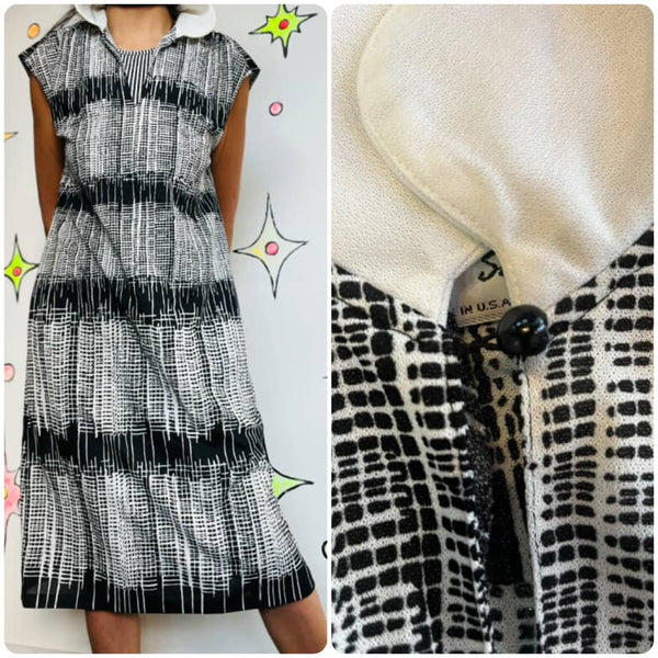 Vintage 60s-70s Black & White Art Print Dress | White Collar | Lounge Wear | 10