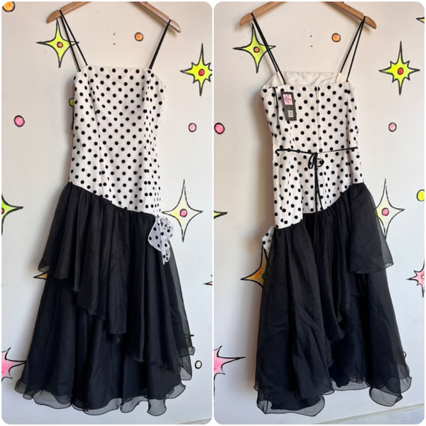 Vintage 80s does 40s | Black and White Polka Dot Prom Party Dress | Size 38