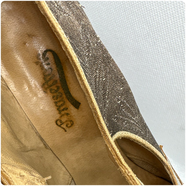 Antique 1920s Art Deco Silver Mary Jane Flapper Pumps – Cutout Detail – 6 6.5