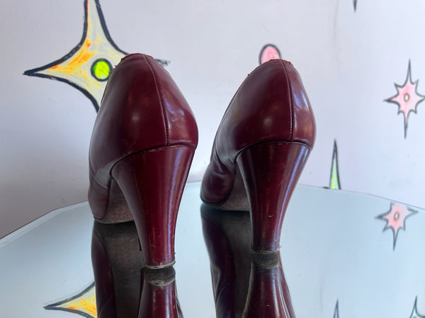 40s Scarlet Cherry Red Sweetheart Heels Vintage Pinup Peep Toe Leather Pumps 7.5