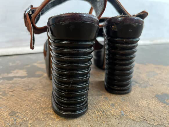Vintage 1940s Brown Cowhide Leather Peep Toe Wooden Platform Heels | 6.5 - 7