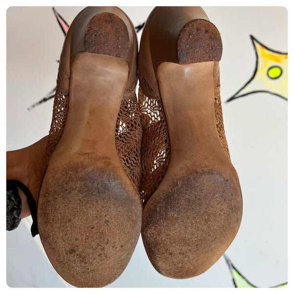 Vintage 1940s Tan Leather Peep Toe Heels - Lace Cut-Outs ' Size 7.5