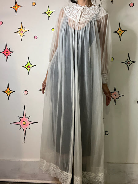 Vintage White Lace Sheer Robe – Victorian Romantic - Puff Sleeve - Pegnoir - S