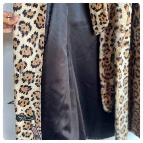 Vintage 70s Leopard Print Vixen Glam Faux Fur Coat – Belted Bombshell Style