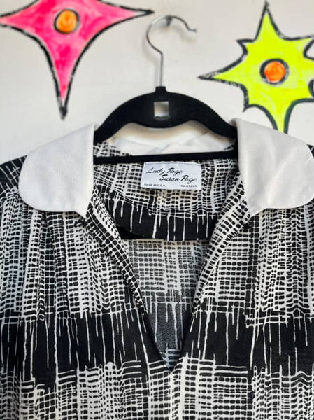 Vintage 60s-70s Black & White Art Print Dress | White Collar | Lounge Wear | 10
