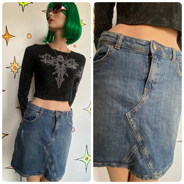 Y2K Denim Mini Skirt Low Rise Blue Jean Boho Grunge Emo Wardrobe Staple M/L