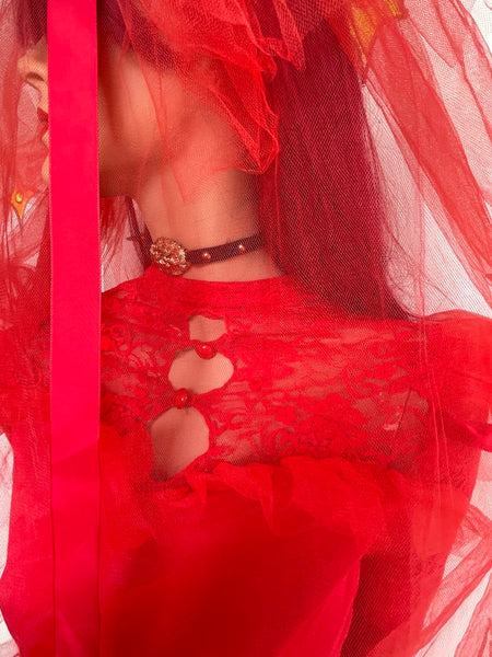 Red Tulle Lydia Deetz Goth Wedding Dress & Veil Costume Beetlejuice Cosplay S