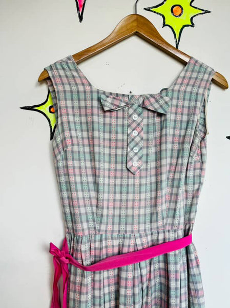 Vintage 1950s Pastel Plaid Dress | Bow Neck Fit & Flare | Size 5/6