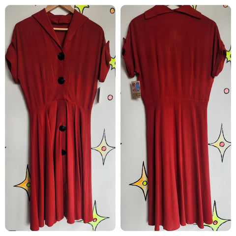 Vintage 1940s | Blood Orange Dress with Fancy Buttons | Size L