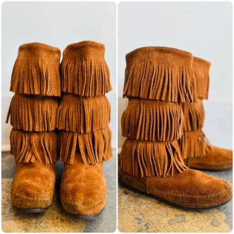 Minnetonka Tan Brown Suede Fringe Moccasin Boots Womens | Size 9