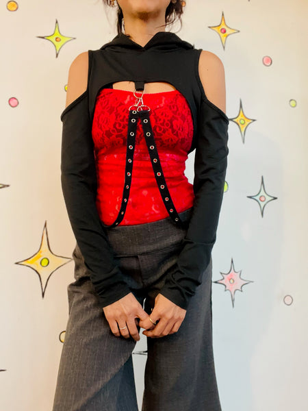 Y2K Black Goth Vixen Vamp Punk Metal Bondage Harness Crop Top Hoodie M