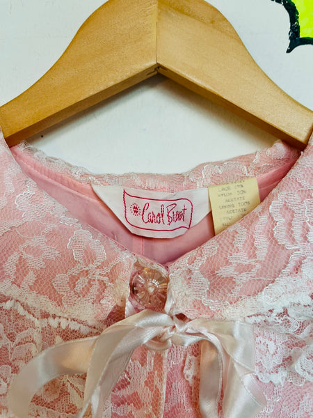 Vintage White Lace Pink Robe Victorian Romantic Babydoll Pegnoir Bed Jacket S/M