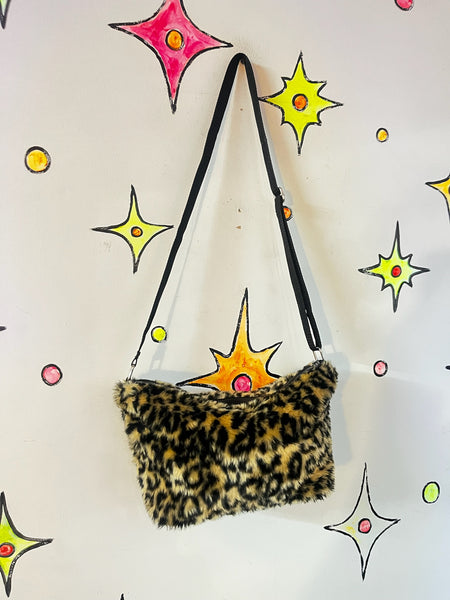 Vintage | Fuzzy Leopard Print Faux Fur Crossbody Bag Handbag Purse