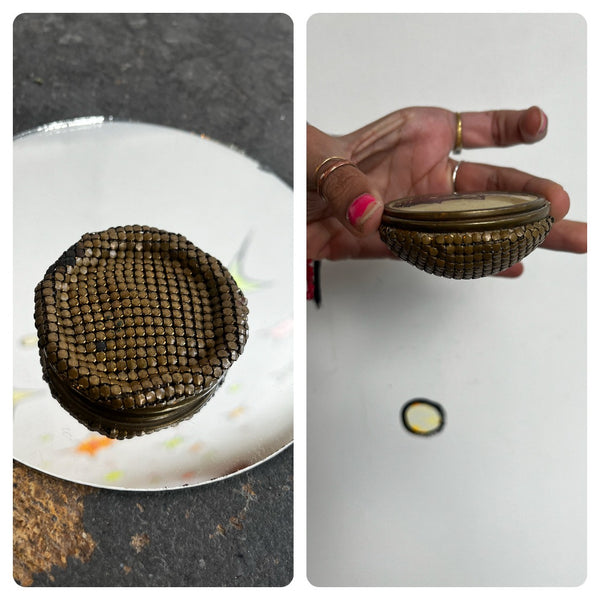 Vintage 1920s Art Deco Ship Design Mesh Powder Compact