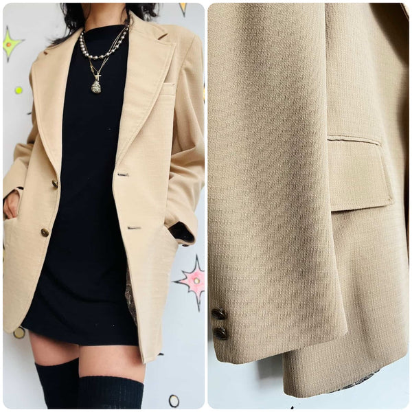 Vintage 70s | Men's Tan Polyester Dagger Collar Blazer Jacket | Small / Medium