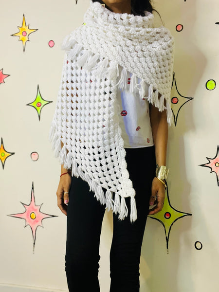 Vintage 70s White Crochet Poncho | Boho Western Festival Cape Shawl | Fringe