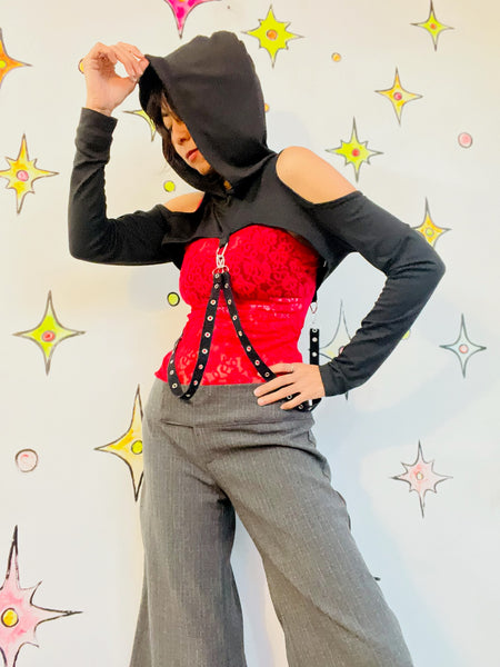 Y2K Black Goth Vixen Vamp Punk Metal Bondage Harness Crop Top Hoodie M