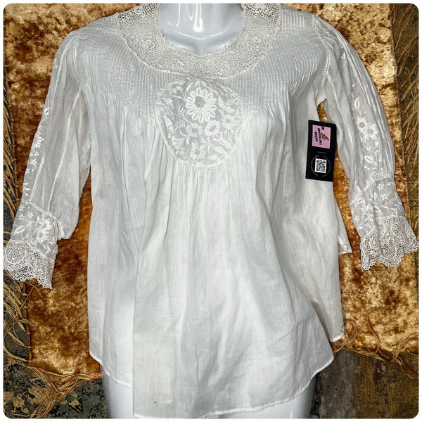 Antique 1900s | White Sheer Embroidered Art Deco Babydoll Steampunk Blouse | S