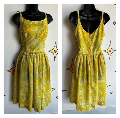 Vintage 50s 60s | Yellow Floral Cotton Fit & Flare Dress | Size M