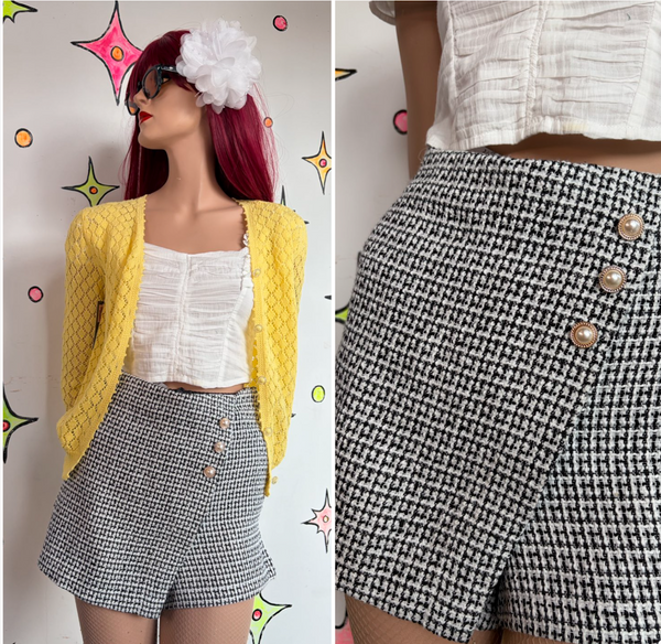 Y2K Preppy Glam Tweed Black & White Skort Bouclé Mini Chanel Style S