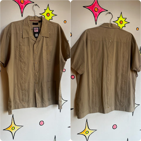 Vintage | Tan Men's Guayabera Haband Style Shirt | Size XL