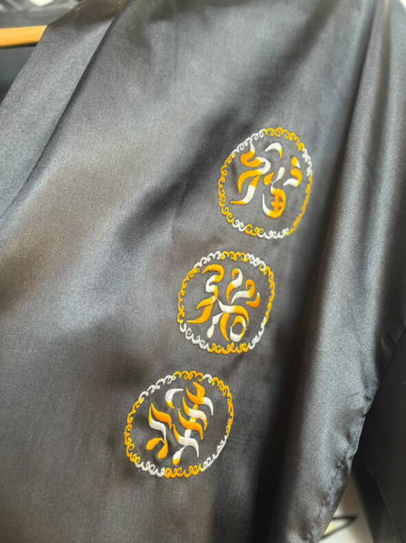 Vintage Black & Gold Satin Embroidered Kimono Lounge Robe w Dragon Size M-L
