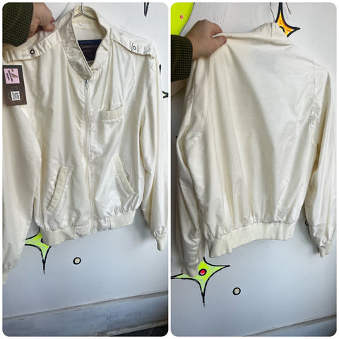 Vintage 70s 80s | Off White Members Only Style 80s Bomber Jacket | Size Medium M