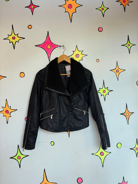 Y2K Vegan Leather Moto Jacket Black Goth Grunge Biker Glam Rocker Cropped M