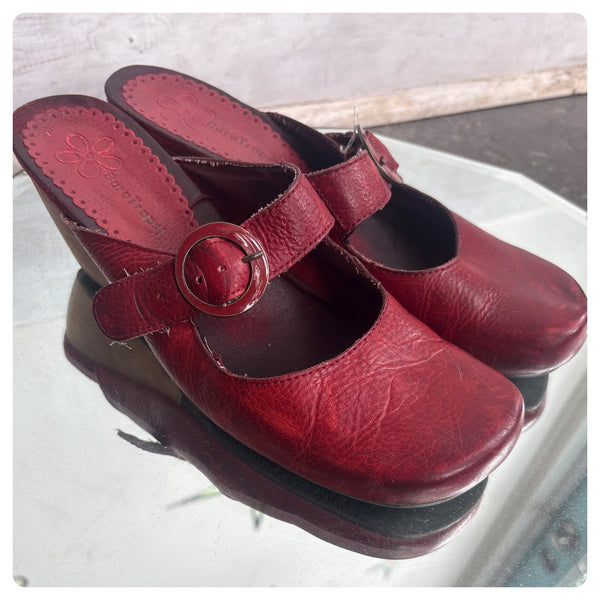 Y2K Red Mary Jane Platforms Fairycore Baretraps Leather Shoes Retro 7 - 7.5