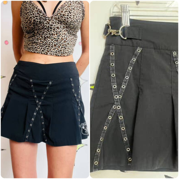 Y2K Black Goth Studded Bondage Pleated Mini Skort – Edgy Punk Grunge – S