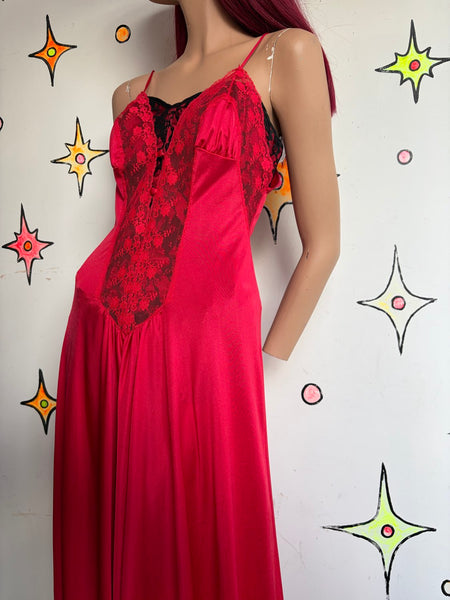Romantic Red Nylon Lace Full Length Nighty Gown Vamp Pin-Up Glam Vamp Siren S