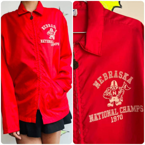 Vintage 1970s Red Nylon Windbreaker Jacket - Grunge Sportswear - Size M