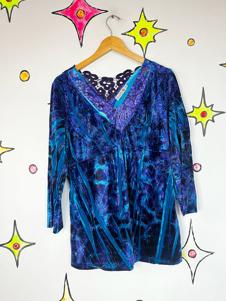 Vintage Y2K Blue Velvet Tattoo Print Top – Boho Grunge Fairy w Lace Back – XL