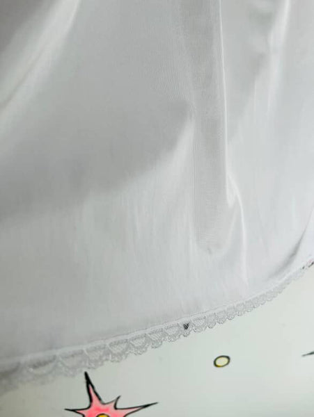 Vintage White Nylon Lace-Trim Half Slip w/ Side Slit Fairy Grunge Babydoll ML