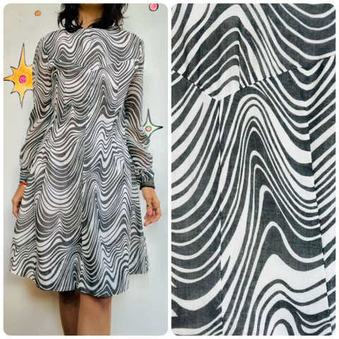 Vintage 60s Black & White Op Art Dress ' Optical Illusion Groovy Mini ' S/M